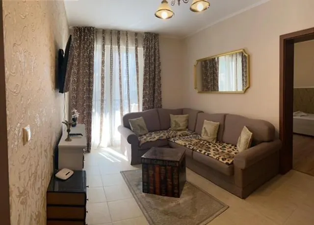 Dawn Park Deluxe Aparthotel 3*