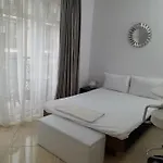 Dawn Park Deluxe ساني بيتش