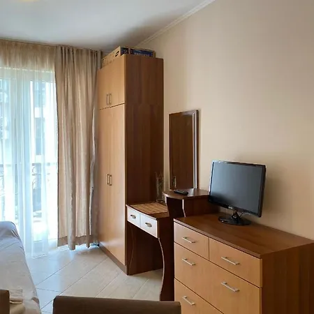 Lägenhetshotell Dawn Park Deluxe Slăntjev Brjag