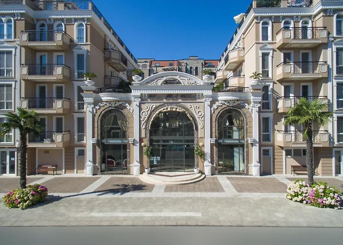 Dawn Park Deluxe Sunny Beach