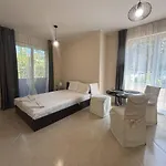 Aparthotel Dawn Park Deluxe 3*
