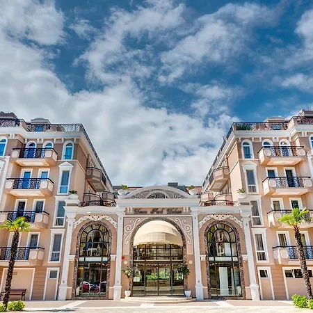 Dawn Park Deluxe Słoneczny Brzeg