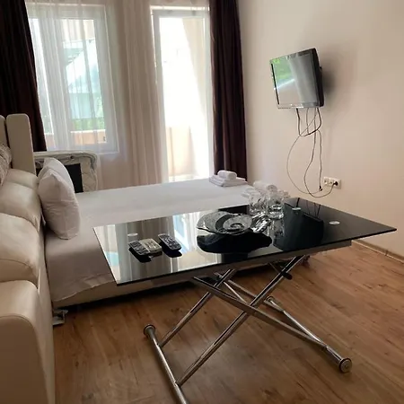 Aparthotel Dawn Park Deluxe 2*