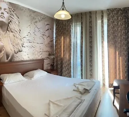 Dawn Park Deluxe アパートホテル