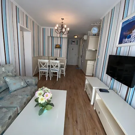 Dawn Park Deluxe Aparthotel 2*